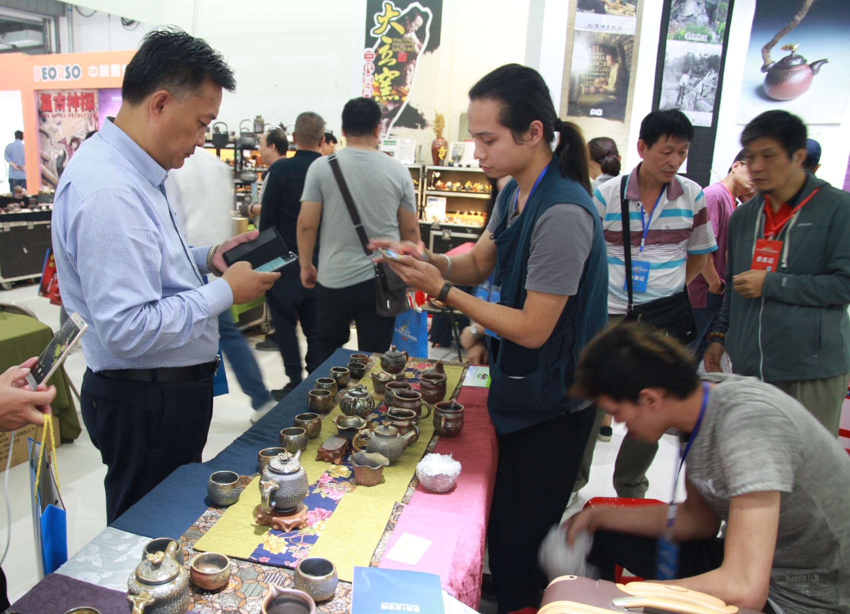 第17届淄博陶博会:海峡两岸(淄博)陶琉文创作品交流展精彩呈现