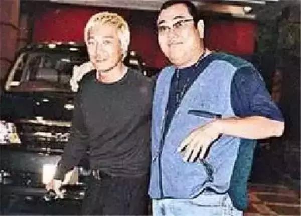 李连杰最猛的一部电影鼠胆龙威,李连杰的鼠胆龙威