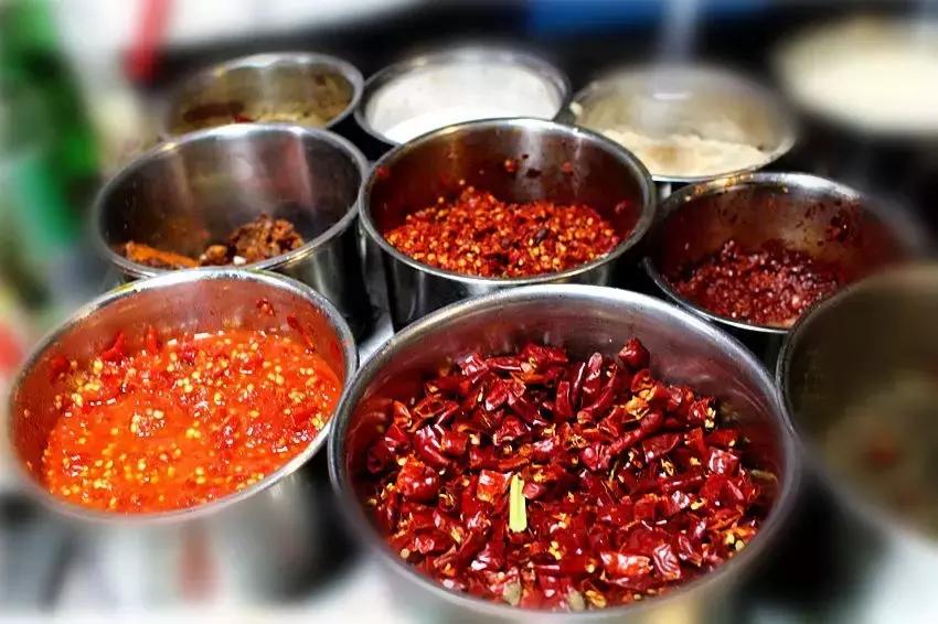 太精辟!一句话形容贵州88区县,看到自己的家乡笑死了!哈哈哈