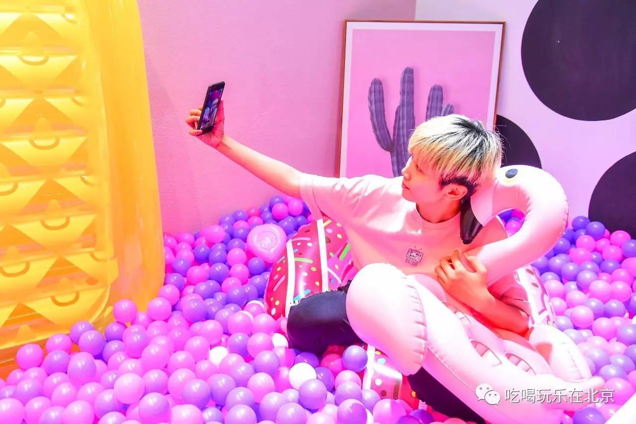 那些火爆ins的网红冰淇淋,炒酸奶冰淇淋网红店