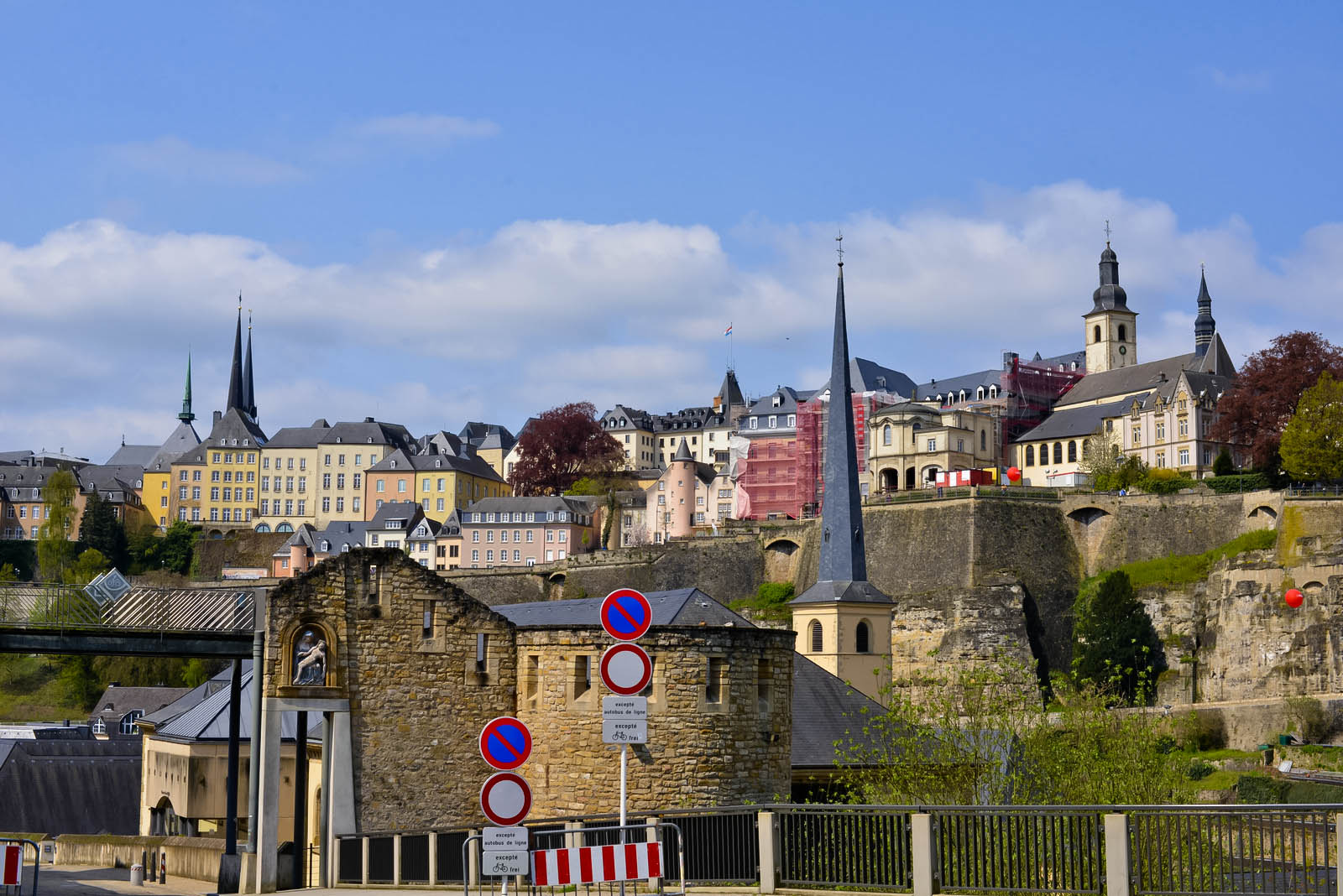 卢森堡最好看的城堡,卢森堡为什么被叫做袖珍王国
