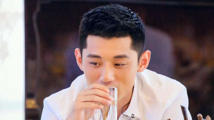 张继科的个性造就了其独有的气质,张继科的大智慧与大局观