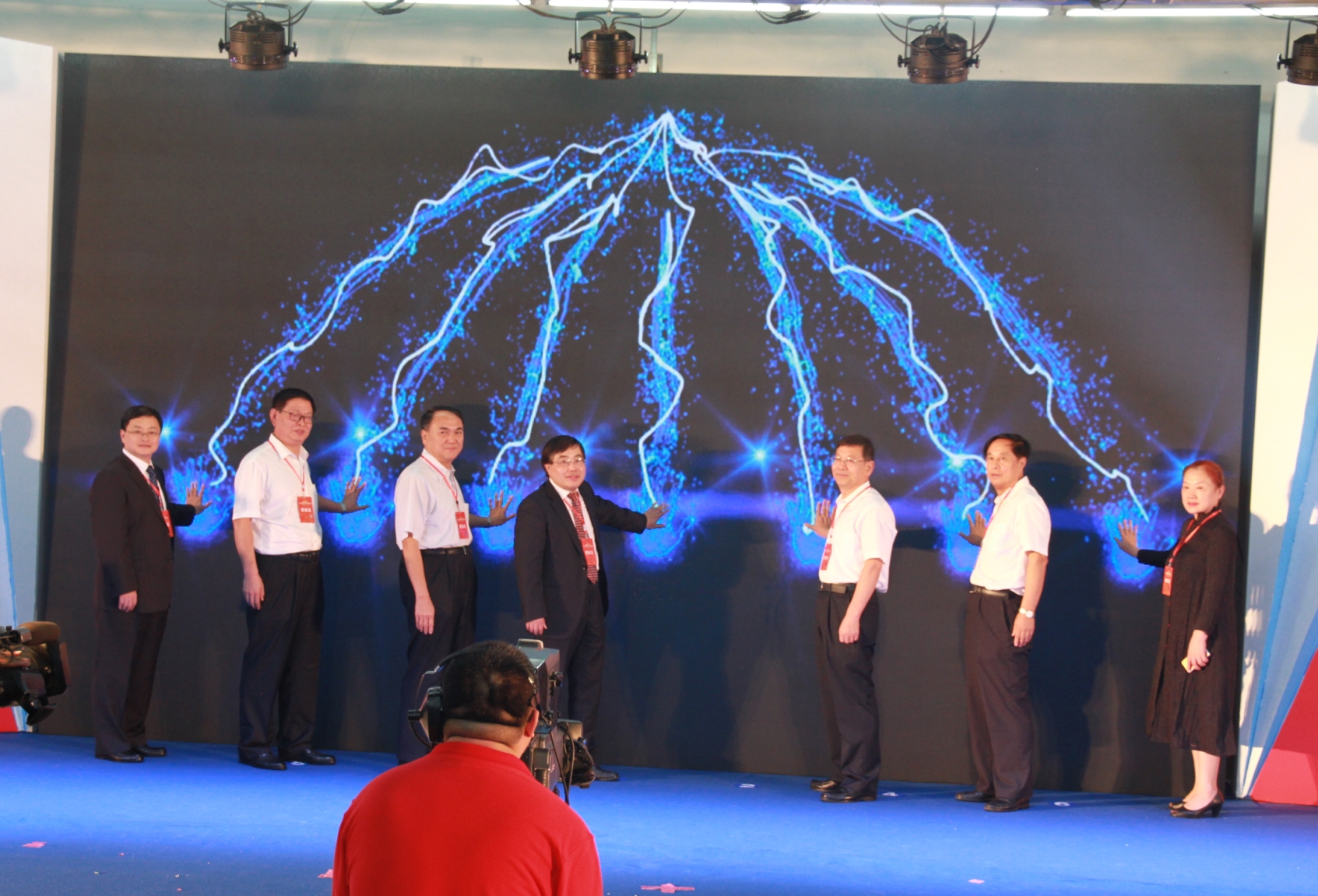 第17届淄博陶博会:海峡两岸(淄博)陶琉文创作品交流展精彩呈现