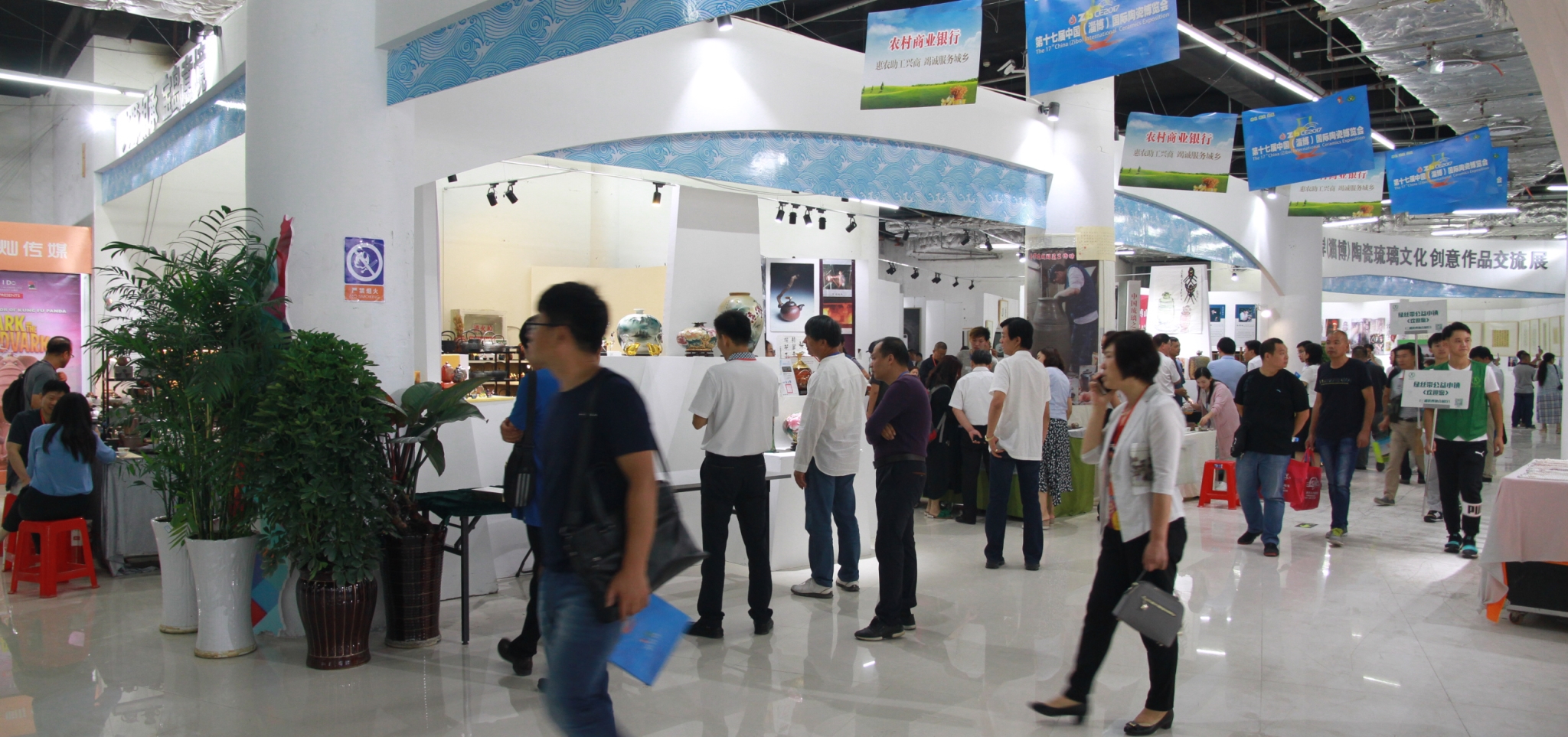 第17届淄博陶博会:海峡两岸(淄博)陶琉文创作品交流展精彩呈现