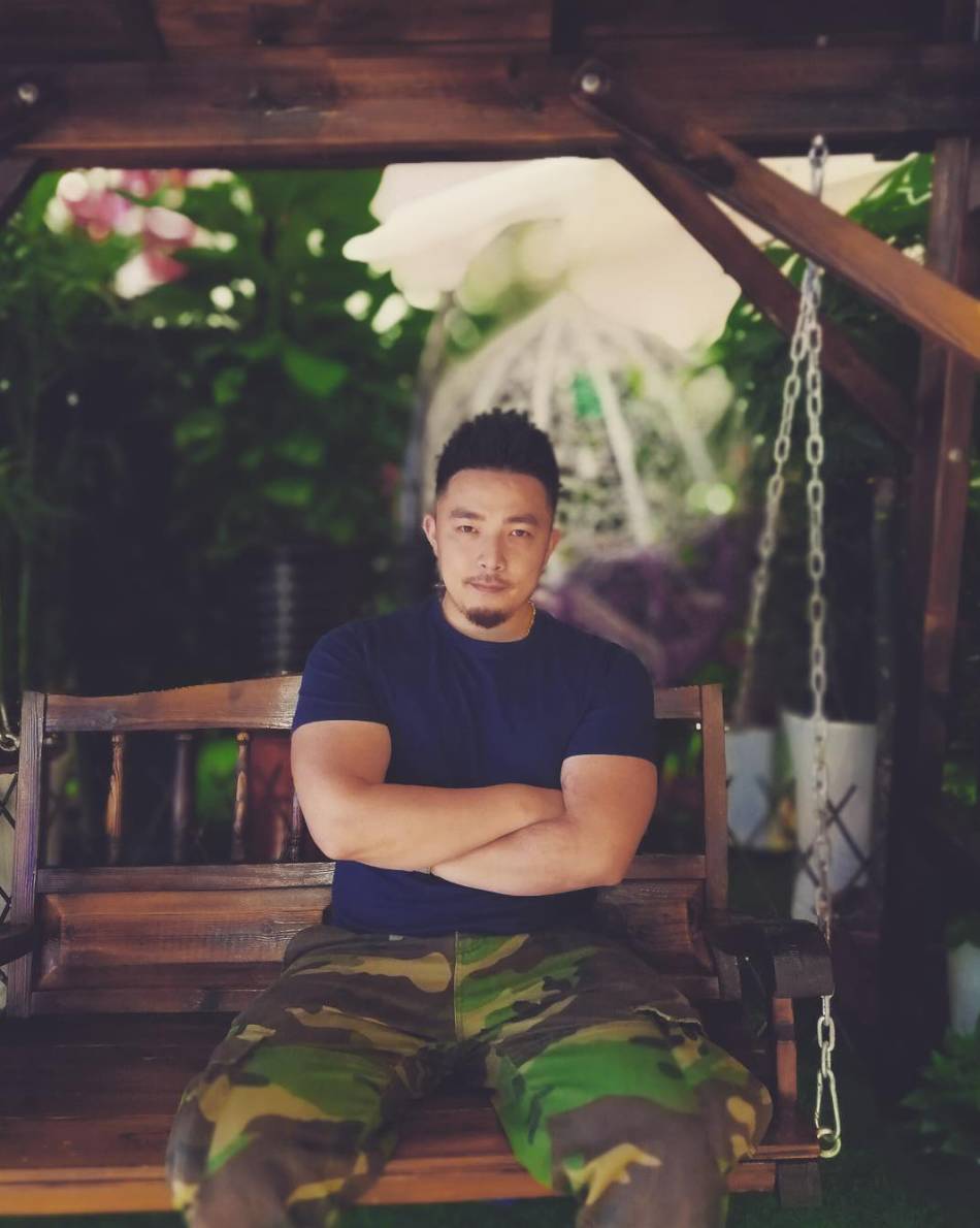 高粱地里的野汉子，不仅仅身材很正