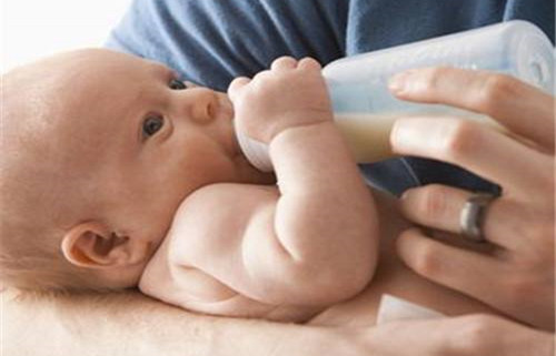 早产儿的护理和喂养方法书籍,早产儿注意事项及护理1-6个月