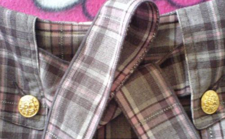 简单易学风衣带子蝴蝶结的打法,风衣蝴蝶结怎样系才显得很长