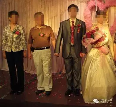 端庄大气的妈妈装婚礼,得体大方的妈妈穿搭