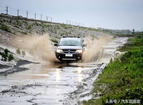 道奇酷威纯黑色,霸气道奇