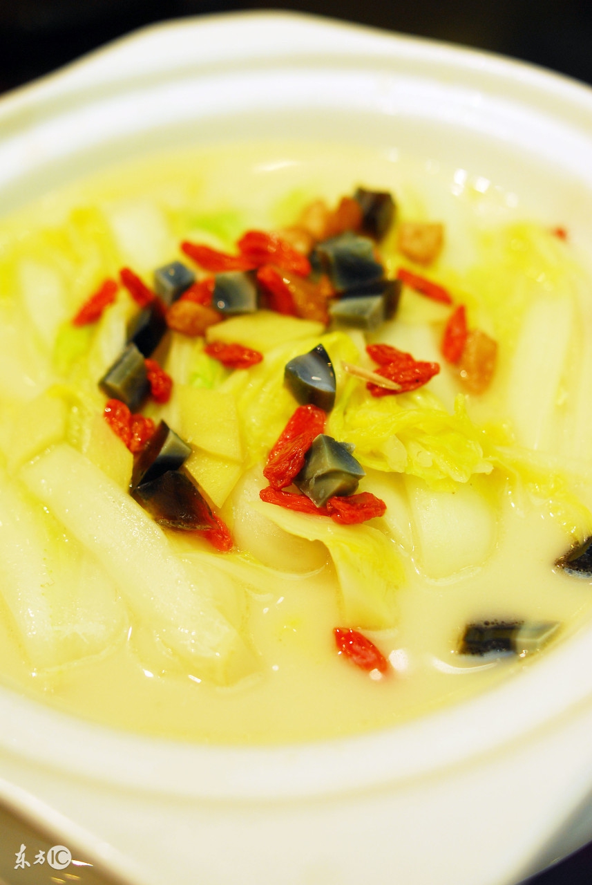 不喜欢吃蛋黄什么意思,第一口蛋黄的正确吃法