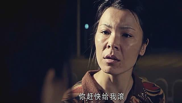 体罚学生打手心打到哭,小学生被体罚被打