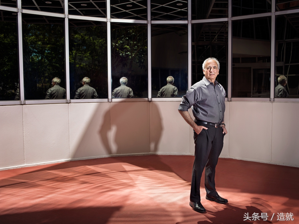 iphonesiri涔嬬埗,涓轰粈涔堜箶甯冩柉瑕佹敹璐璼iri