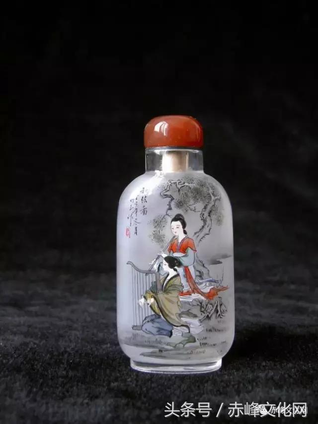 蒙古族拜年礼仪鼻烟壶,蒙古族交换鼻烟壶礼仪