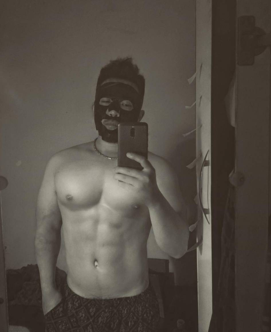 高粱地里的野汉子，不仅仅身材很正