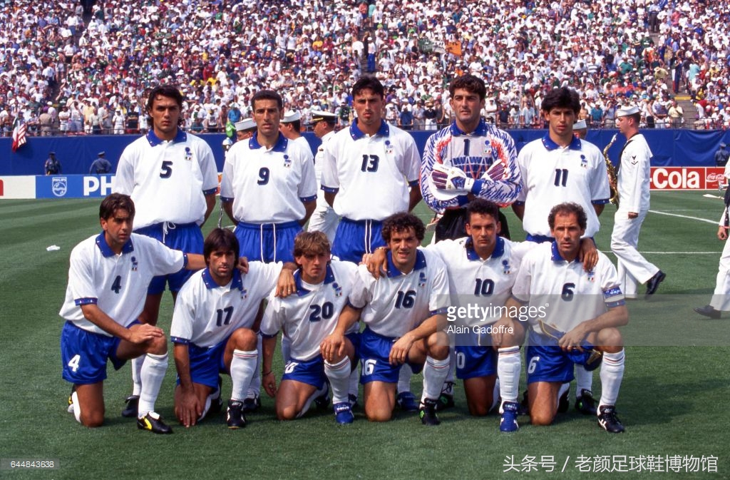 专业的足球鞋有哪几个品牌,曾经的足球鞋知名品牌有哪些