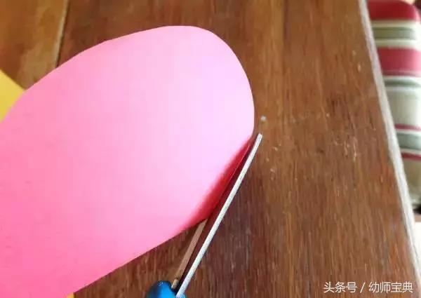 教师过节不收礼呀，收礼只收小贺卡呀，小贺卡！