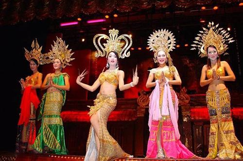 上半年出境游,中国国内旅游和出境旅游