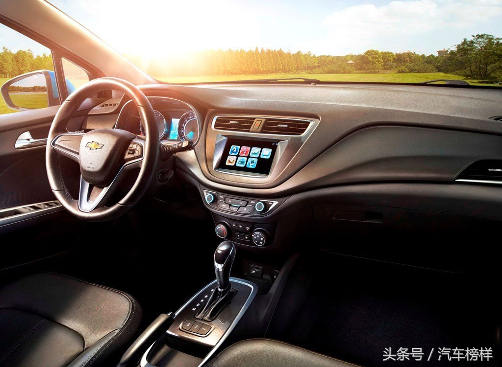 这么漂亮的合资车仅7万多元，还是自动挡，勒紧裤腰带也要买