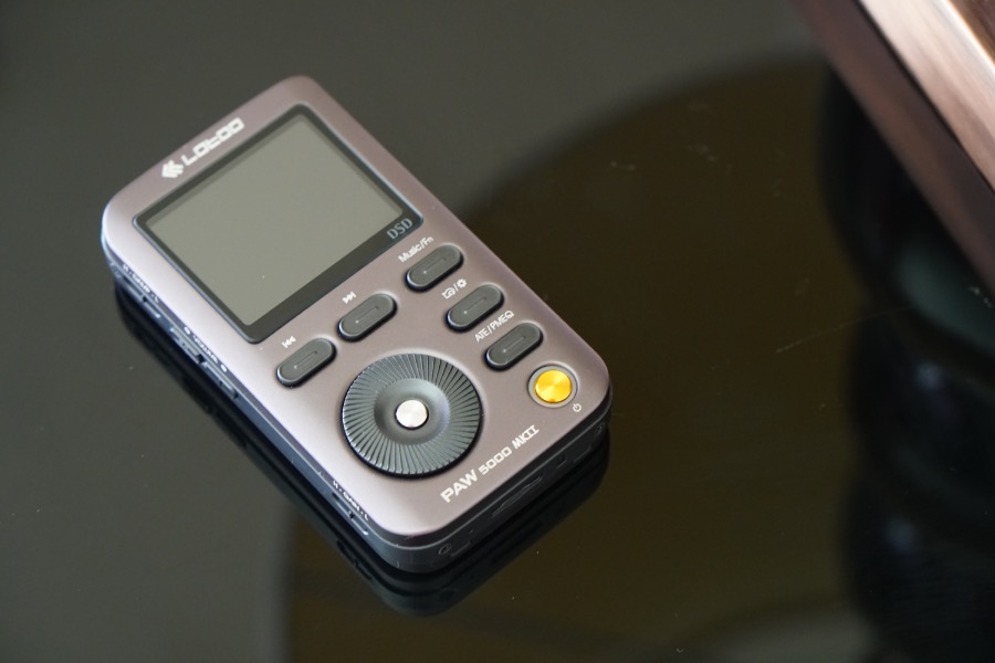 “独立秋风，不与百花争艳”，我说的不是甄嬛传，而是铁菊花二代