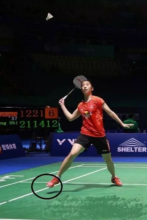 被推过顶球瞬间愁白头，两个小技巧帮你摆脱困境