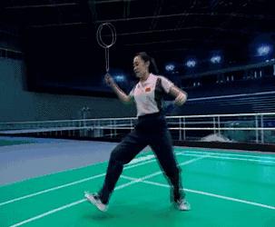 被推过顶球瞬间愁白头，两个小技巧帮你摆脱困境