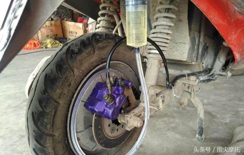 摩托车碟刹空气排不尽怎么回事,怎样排除摩托车碟刹内的空气
