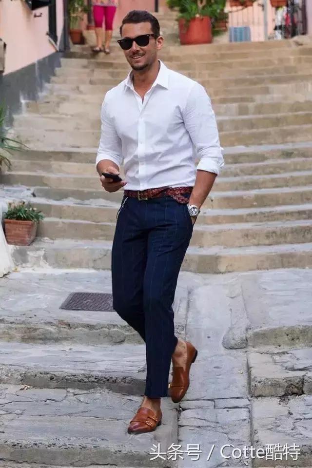 你要把衬衣塞进裤子里吗？