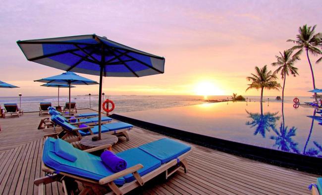 贾鹏恩；揭秘2017年如何打造实体旺铺，这样做绝不输于电商