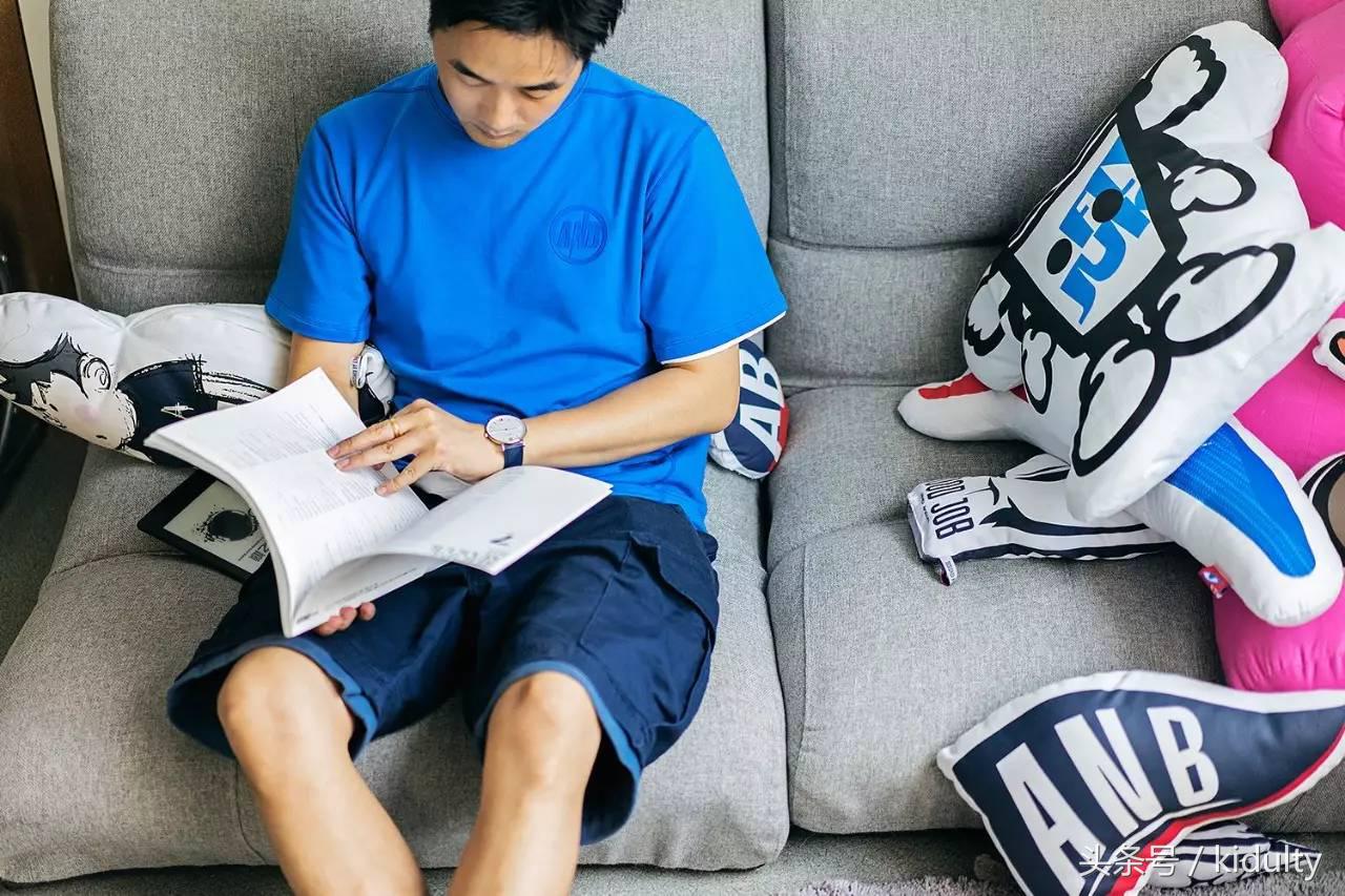 十年不跟风的主理人,他用十年证明了自己的财富