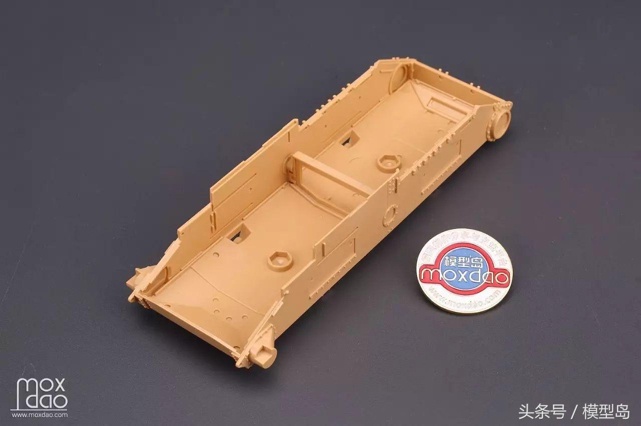 田宫新品35352圣瓦伦丁战车｜板件评测