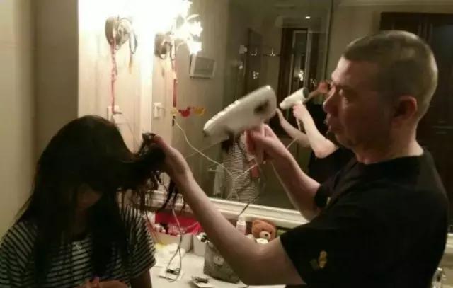 新好男人,好男人对老婆都是百般疼爱