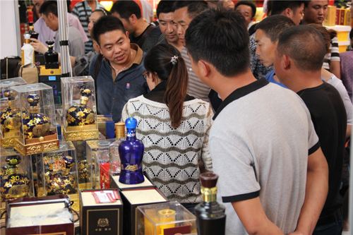 三天后,数万人将涌向贵阳,但求一醉