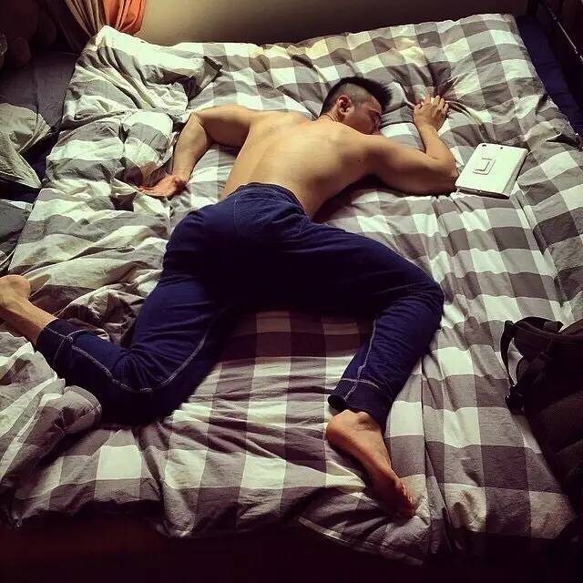 高粱地里的野汉子，不仅仅身材很正