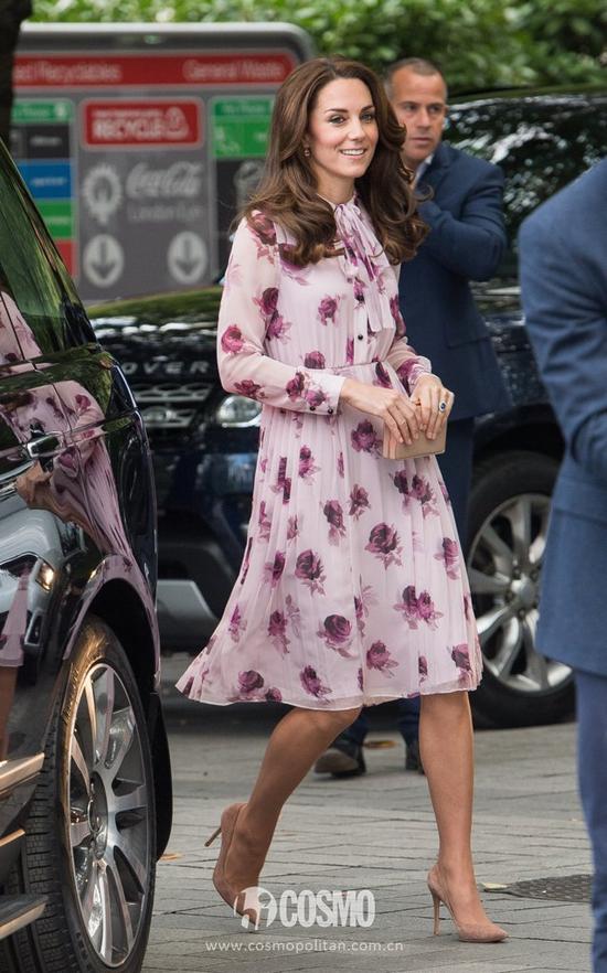 凯特王妃怀孕还坚持出席各项活动,凯特王妃现在怀孕了吗