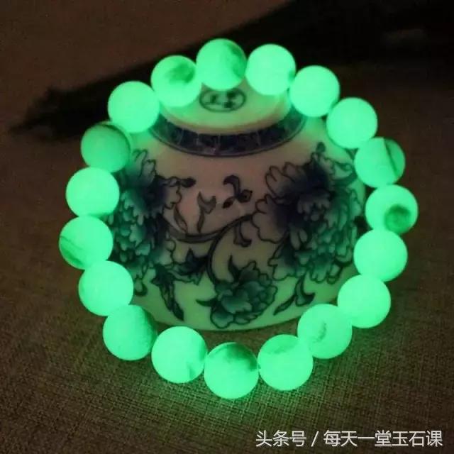 慈禧头上四颗夜明珠,慈禧口中的夜明珠去哪里了