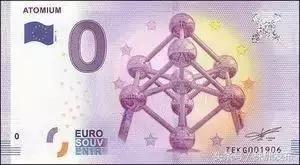 白色的五毛钱硬币是不是假币,1980年五角假币和真币的区别图片