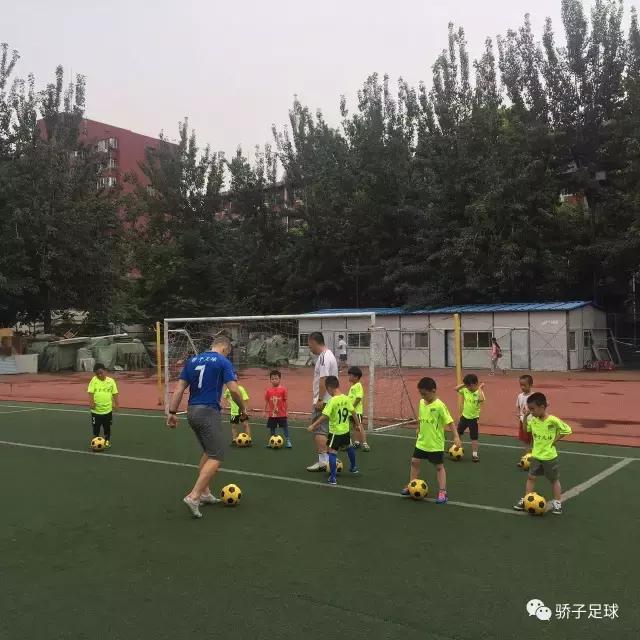 足球训练家长告知书,足球启蒙训练要注意什么