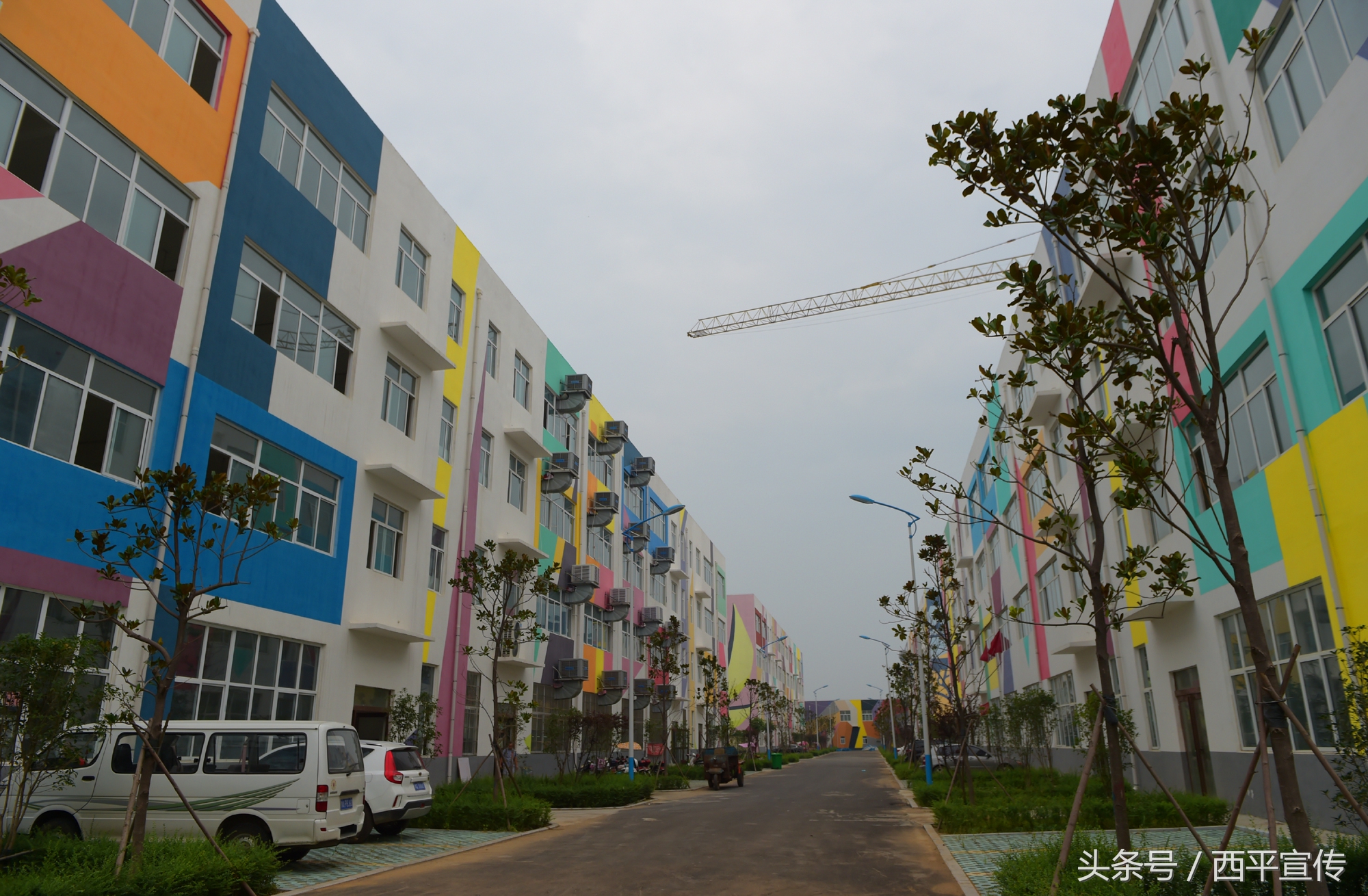 西平歌锦服装厂位置,歌锦女装西平店