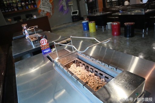 书吧?咖啡厅?不,这是江苏师大食堂