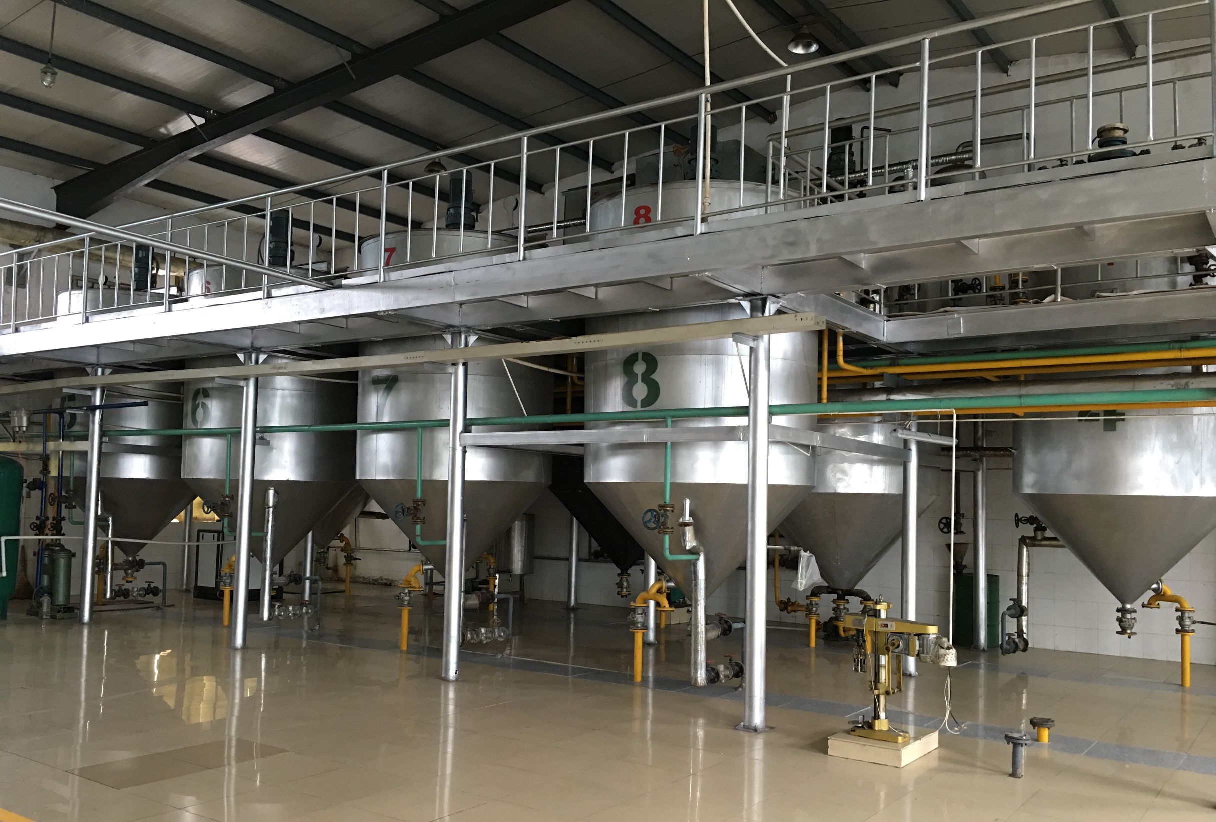 花生油是怎样榨出来的,花生油是怎么榨的