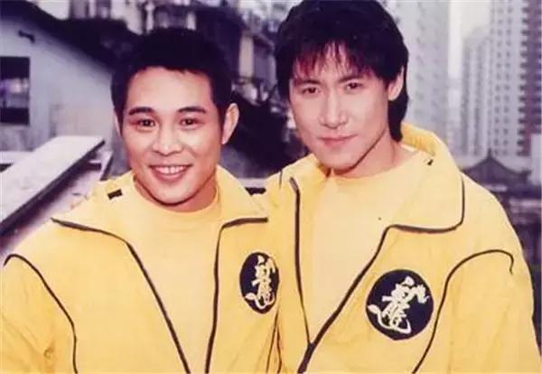 李连杰最猛的一部电影鼠胆龙威,李连杰的鼠胆龙威