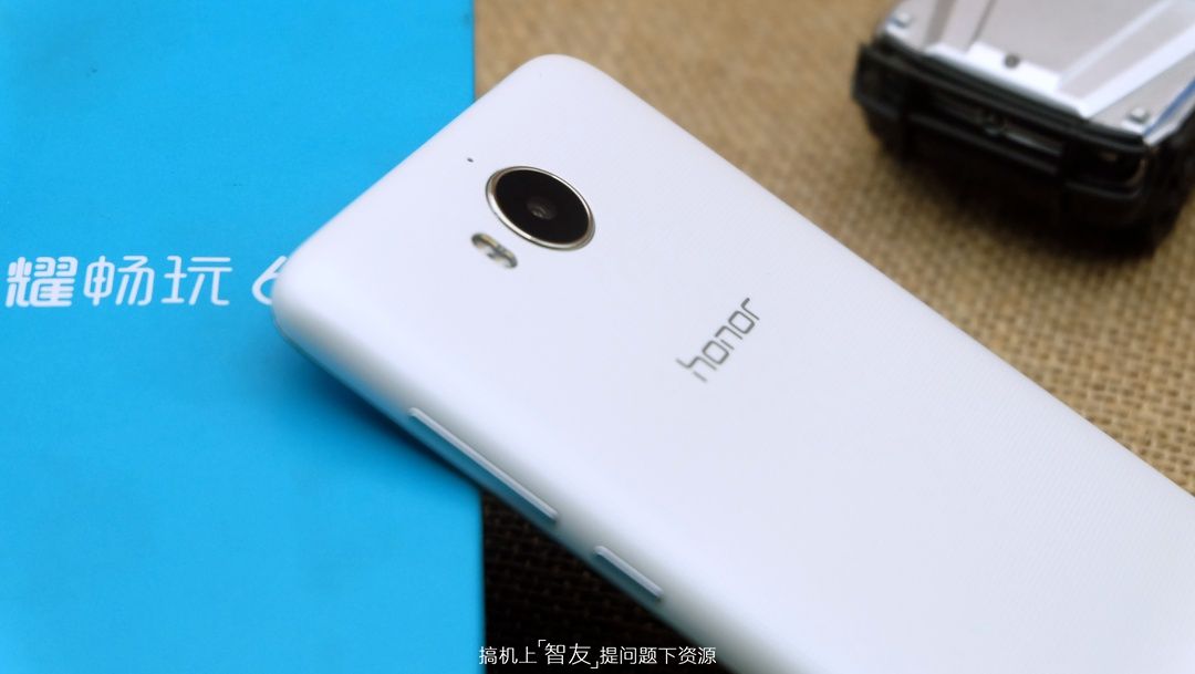 600元续航好不卡顿手机,荣耀畅玩6x体验