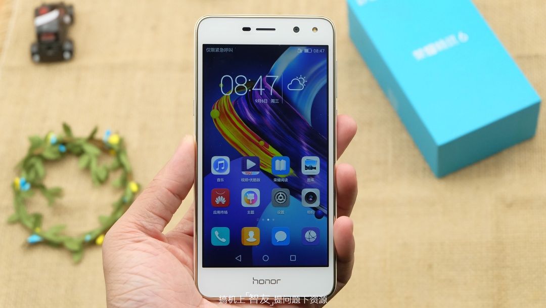 600元续航好不卡顿手机,荣耀畅玩6x体验