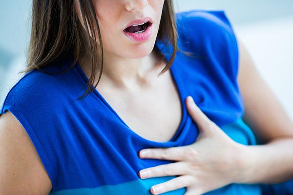 胸闷恶心头晕想吐乏力是怎么回事,胸闷恶心想吐是什么原因