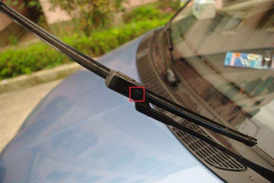 雨刮器有刮不干净的感觉,3分钟解决雨刮器嘎嘎响刮不干净