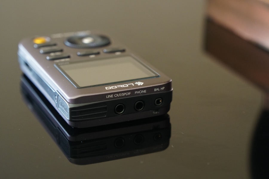 “独立秋风，不与百花争艳”，我说的不是甄嬛传，而是铁菊花二代