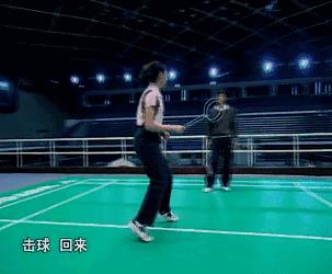 被推过顶球瞬间愁白头，两个小技巧帮你摆脱困境