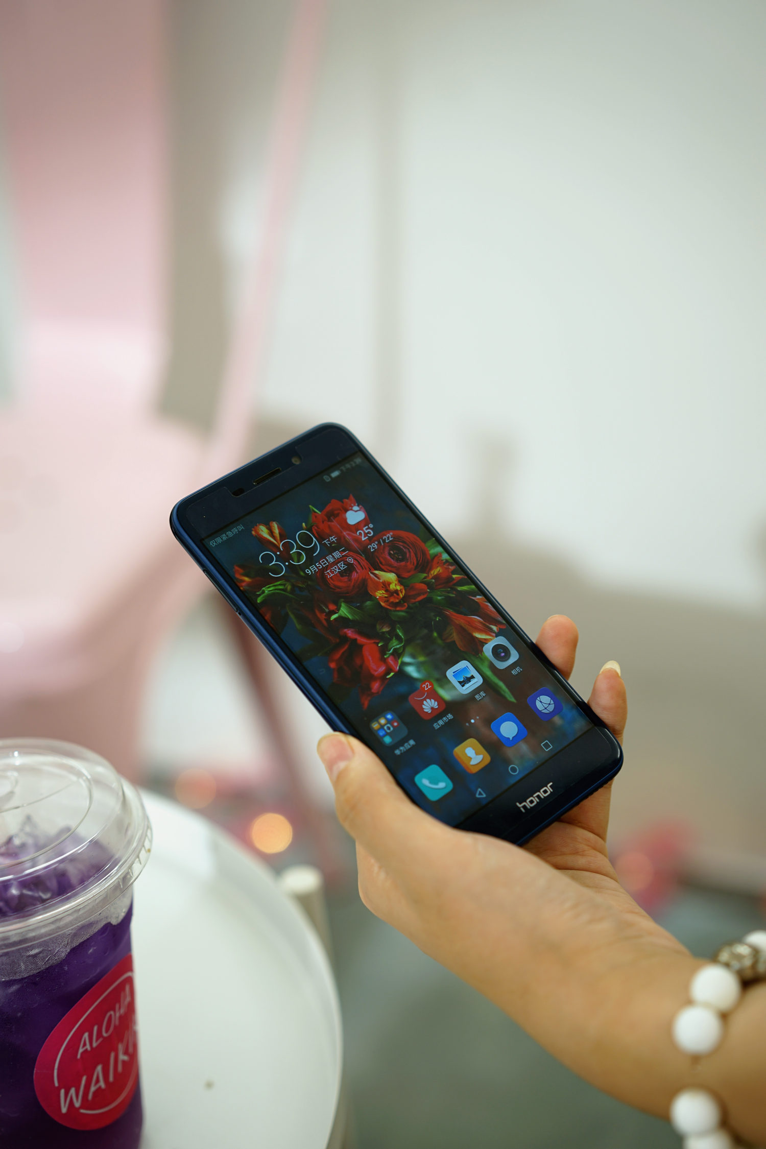 荣耀v9play,荣耀v9畅玩版