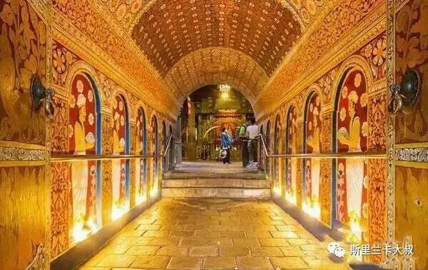 搴锋彁鏂噷鍏板崱浣涘浗鍦ｅ煄,搴锋彁鏂噷鍏板崱鍦ｅ煄