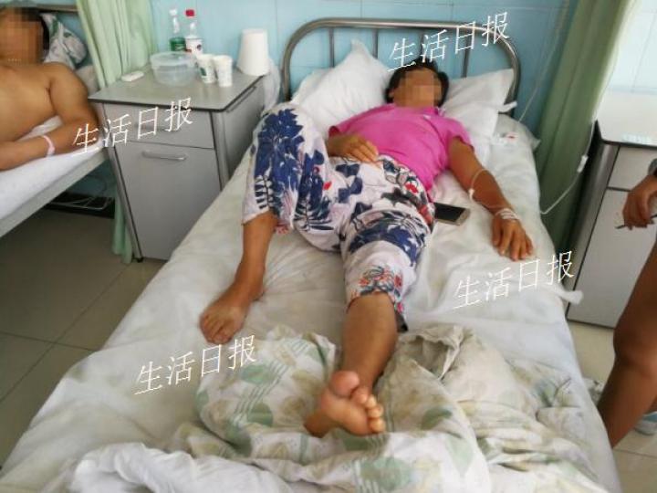 女子围墙倒塌后续,30米围墙突然倒塌